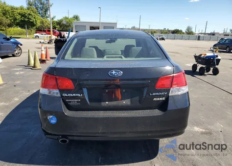 2013 Subaru Legacy 2.5I Premium z USA, uszkodzony, nr VIN 4S3BMBG6XD3029366